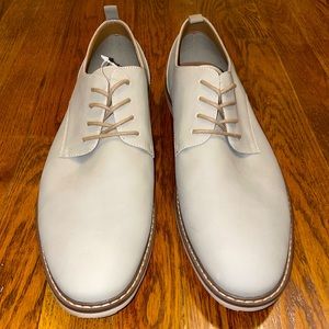 Goodfellow Men’s sz 13 Dress Shoes tan, beige, cream Gently used, sued